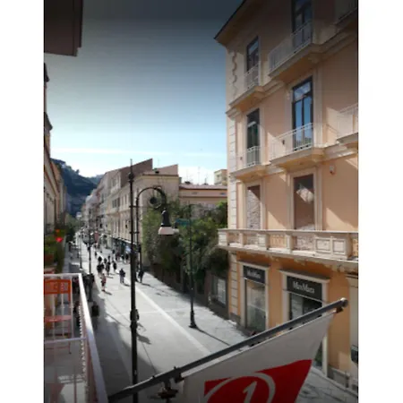 فندق مبيت وإفطار Palazzo Tasso 4*