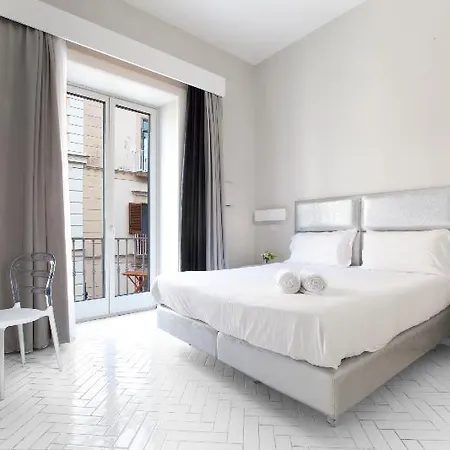 Palazzo Tasso 4* سورينتو