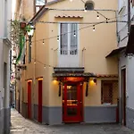 לינה וארוחת בוקר Palazzo Tasso 4*