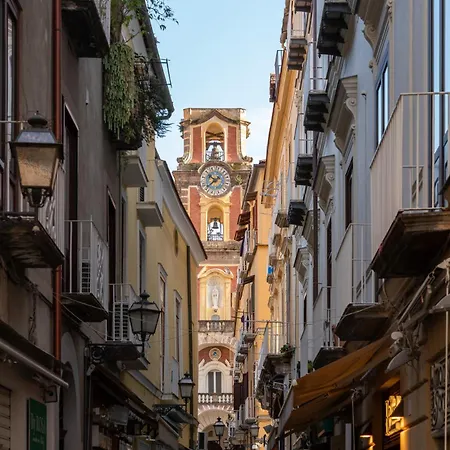 Palazzo Tasso Bed & Breakfast