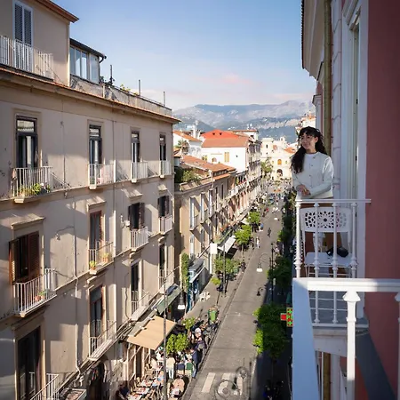 Bed & Breakfast Palazzo Tasso 4*