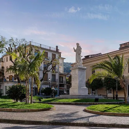 Palazzo Tasso Bed & Breakfast Sorrento