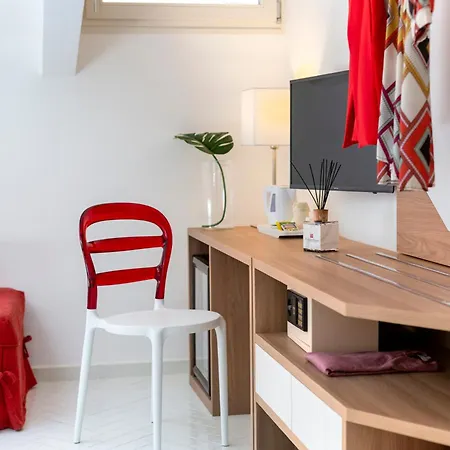 Palazzo Tasso Bed and Breakfast 4*