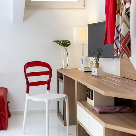 Palazzo Tasso Bed and breakfast 2*