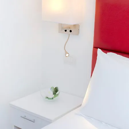 Palazzo Tasso Bed and Breakfast 4*